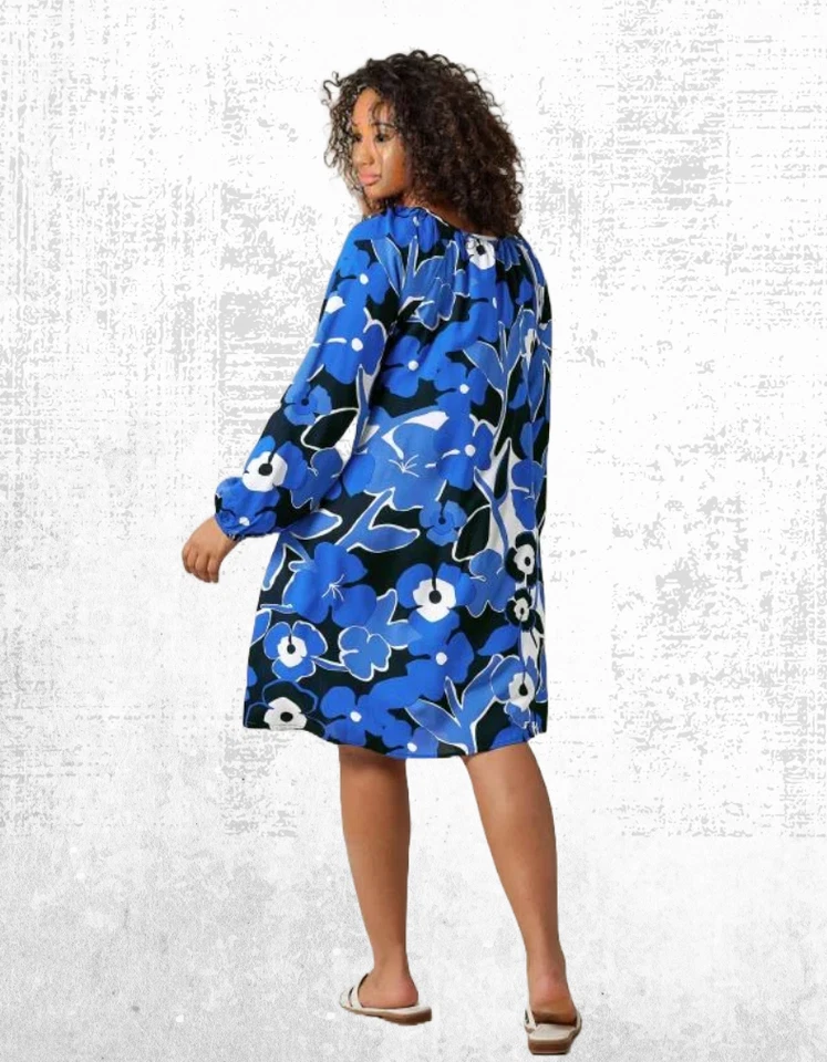 Ex Evans Women’s Plus Size Curve Floral Print Tunic Dress in Navy Blue (Defect) - Image 3 of 4