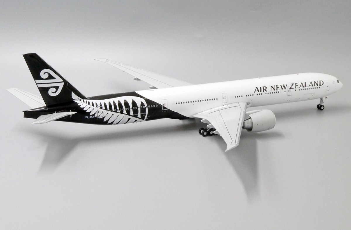 BOEING 777-300ER AIR NEW ZEALAND REG: ZK-OKM WITH STAND