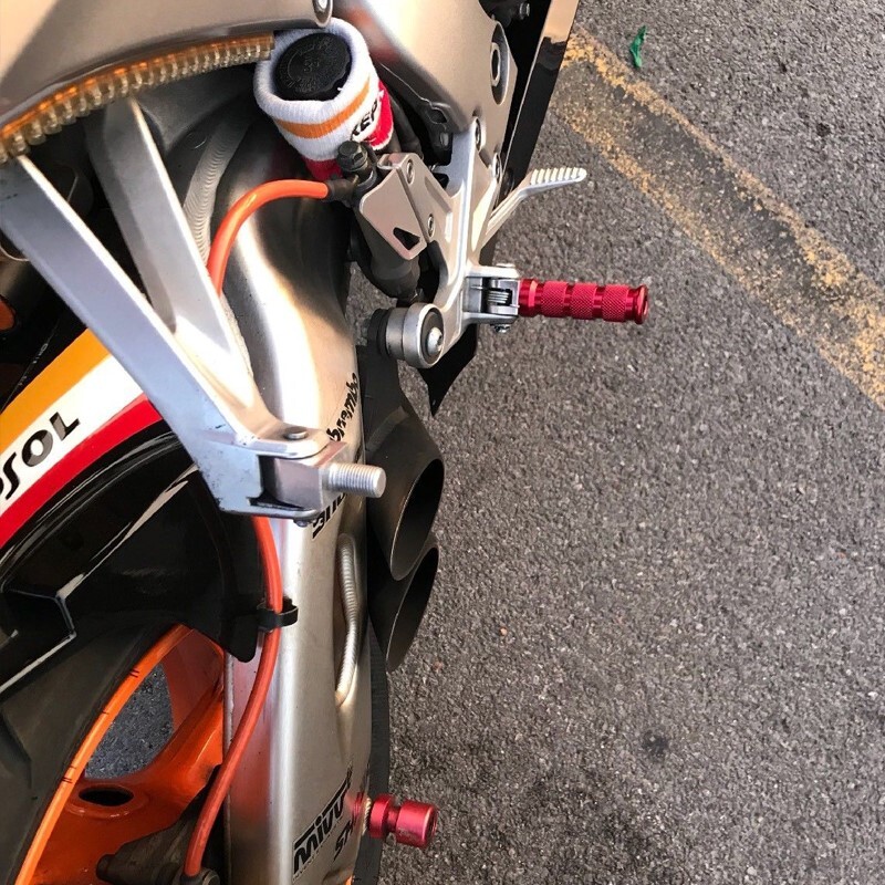 Pink-Red Kawasaki Anodized FRONT Rider Foot Pegs ZX600 ZX6