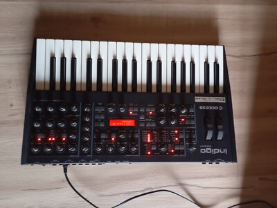 Access Virus Indigo 2 REDBACK LIMITED Edition Only 500 Made