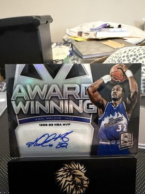 2018-19 Panini Spectra Award-Winning Auto /55 Karl Malone