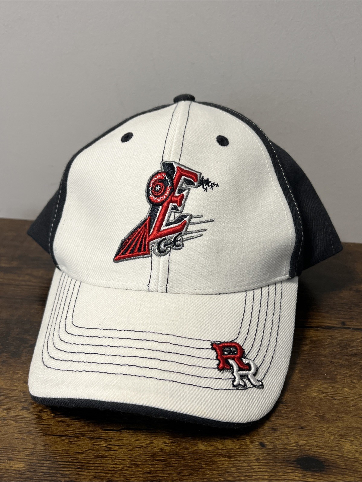 Picture 1 of 5