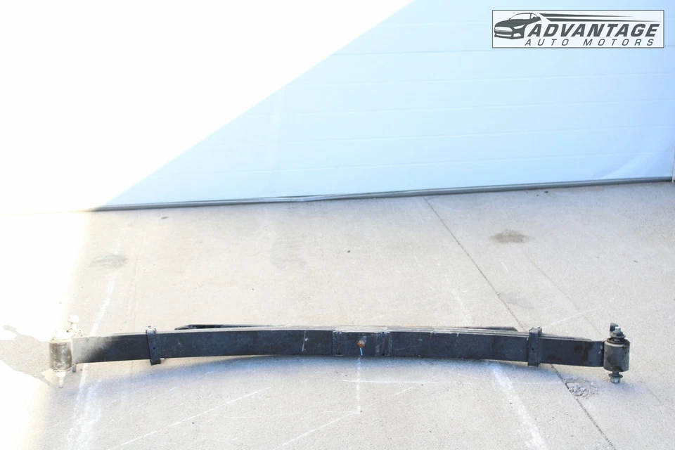 GMC SIERRA 2500 HD 2020-2025 doble cabina 4x4 suspensión trasera derecha hoja resorte OEM Foto 3 de 4