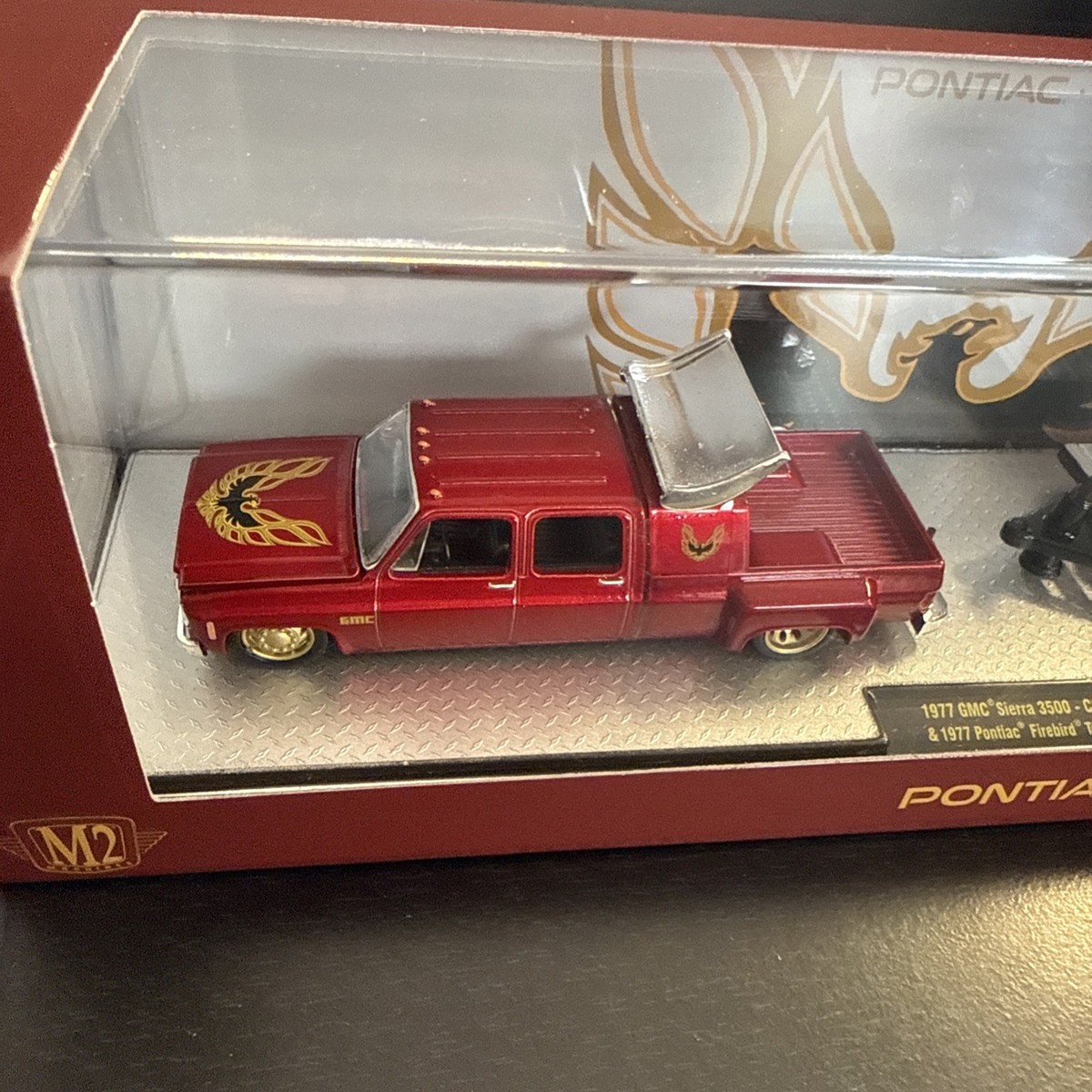 M2 Haulers 1977 GMC Sierra 3500 & Pontiac Firebird Red 1:64