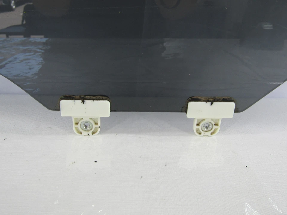 2014-2016 Subaru Forester Rear Passenger Right Door Glass Window 62011SG021 - Image 3 of 4