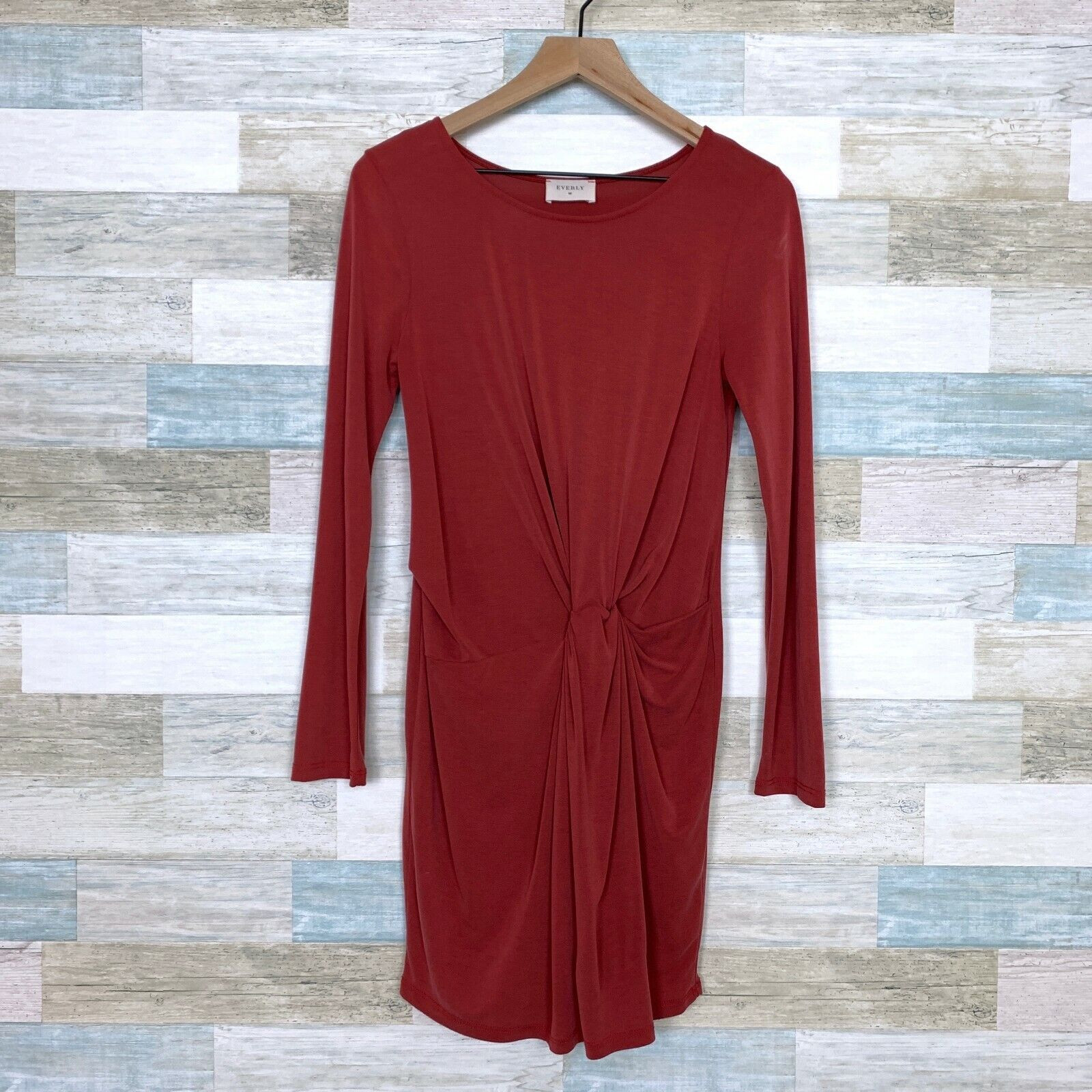 Everly Twist Front Jersey Knit Dress Red Long Sleeve Stretch Womens Medium