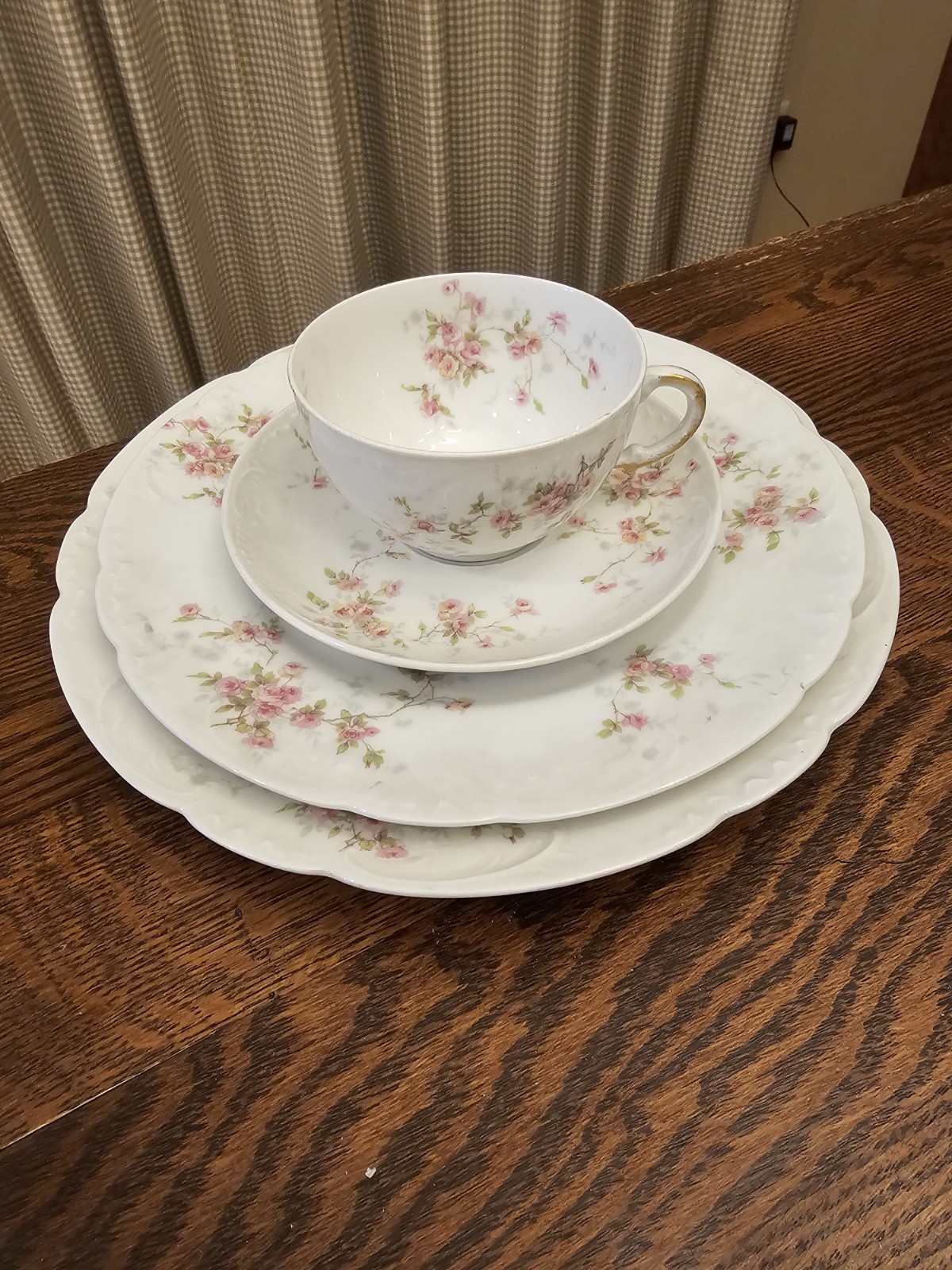 4 Theodore Haviland Schleiger 150 Limoges Pieces Dinner Salad Cup Saucer