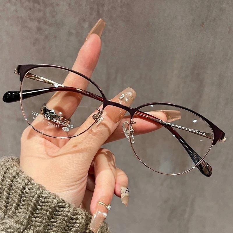 Gafas de lectura para mujer Gafas ópticas Elegantes Gafas de bloqueo de luz azul Foto 4 de 4