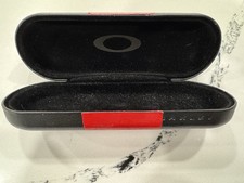 Oakley Black Hard Clamshell Sunglasses Eyeglasses Case With Red Decorative Tape