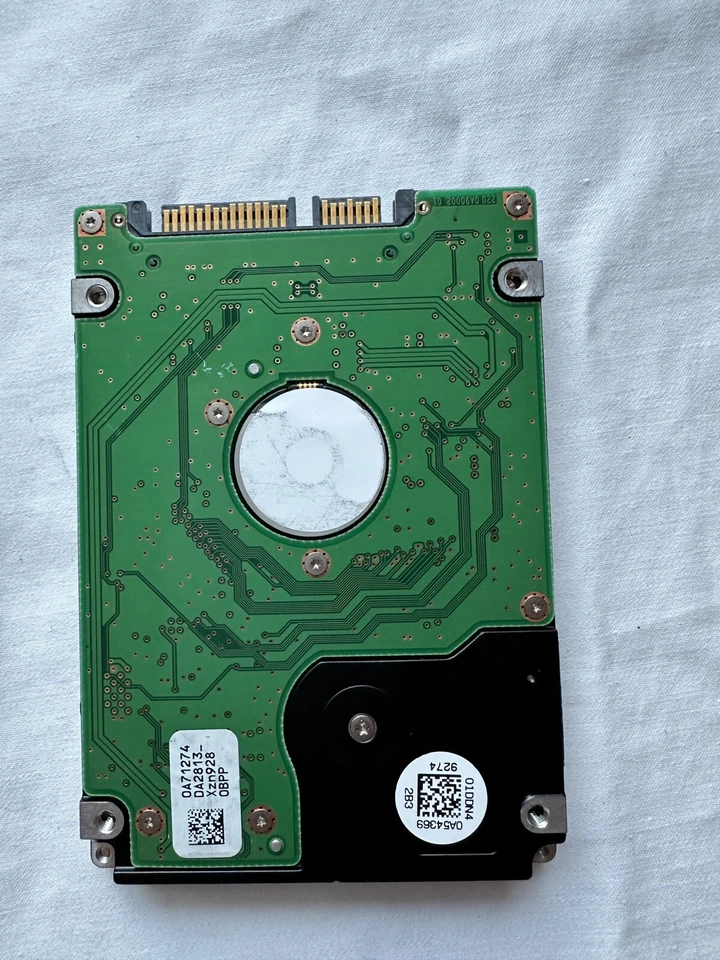 Hitachi HTS543232L9A300 P/N:0A57287 MLC:DA3040 FW:C4FC H339F 320GB 2.5" SATA HDD - Image 2 of 2