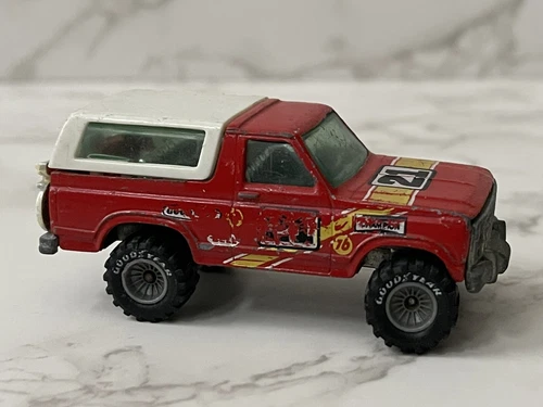 VTG 1982 Model Hot Wheels Ford Bronco w/ Motorcycle Red White Topper READ