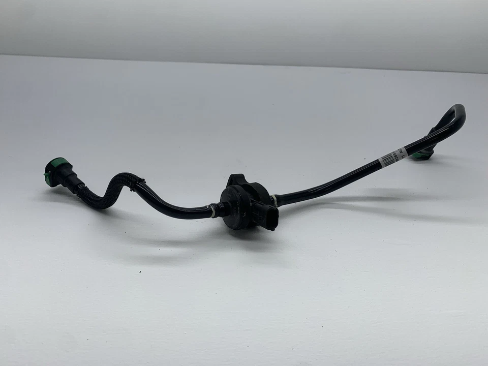 Electroválvula de purga de bote de vapor de combustible OEM 12-18 Ford Focus VMV P0456 DTC Foto 3 de 4