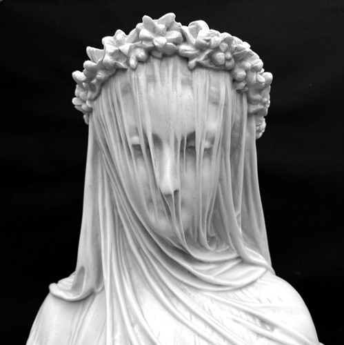 VEILED LADY MARBLE BUST / SCULPTURE / CHATSWORTH - MADE IN ENGLAND 14" 7.6kg - Picture 8 of 13