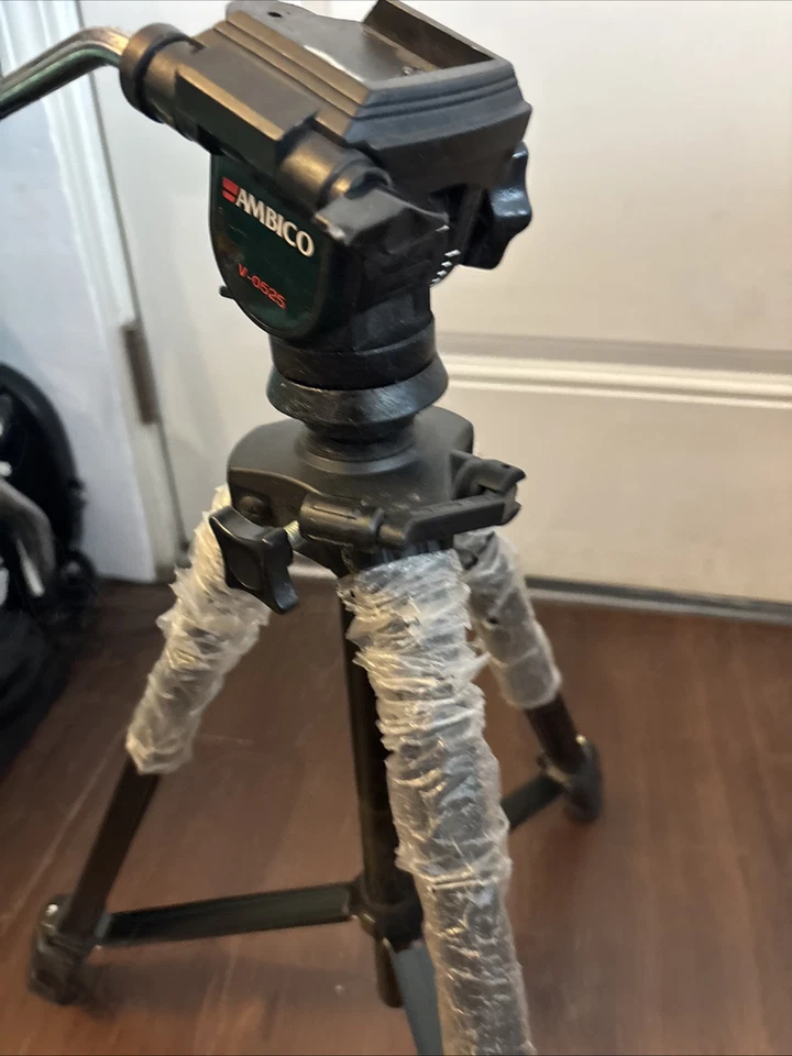 Ambico Video Compact Fluid Head Tripod V-0525 Black Filmmaking Sturdy - Image 2 of 4