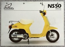 HONDA NS50 Melody Moped Sales Specification Leaflet Jun 1981