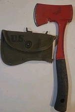 VINTAGE BRIDGEPORT HARDWARE CORP HATCHET CAMP AXE FIREMEN RED BOY SCOUT W Sheath