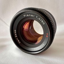 Carl Zeiss Planar T* 50mm f1.4 Lens Yashica Contax Mount Excellent