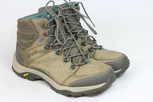 ahnu montara event iii hiking boots