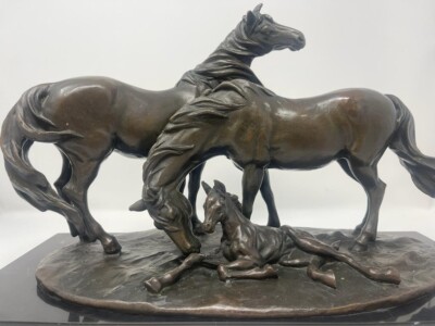 BRONZE CLASSIC SCULPTURE 3 HORSES FAMILY MARE & MALE & FOAL ,SIGNED: Milo