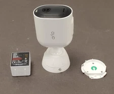 Arlo Pro 4 VMC4041P Spotlight Indoor/Outdoor Wire-Free Camera w/ Mounting Plate