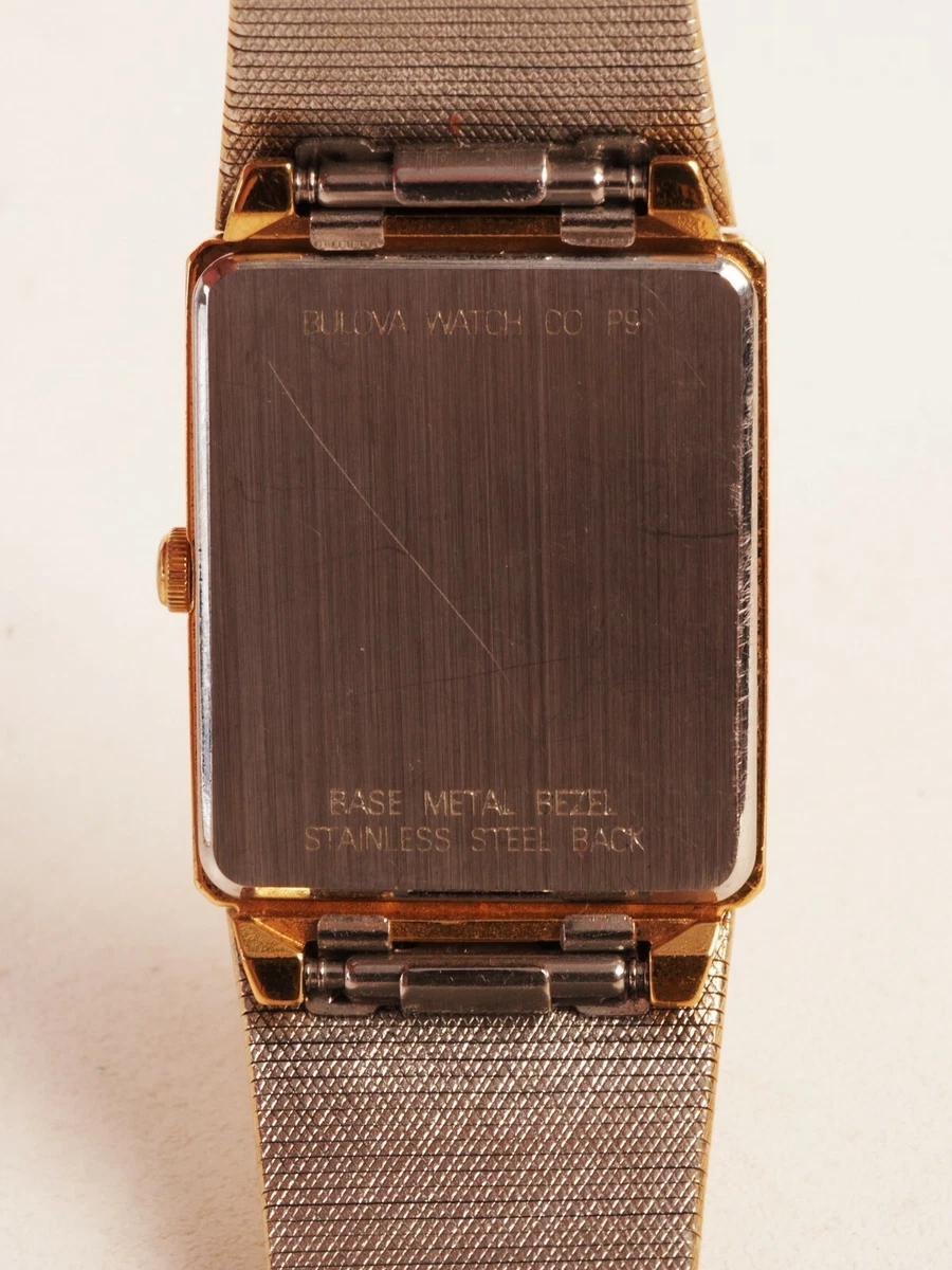Vintage Bulova Quartz Movement Fashion Wrist Watch Keeps Perfect Time