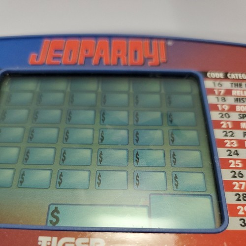 Jeopardy Handheld Spiel mit Cartridge/Buch/Handbuch Tiger Electronics GETESTET/FUNKTIONIERT - Bild 7 von 7