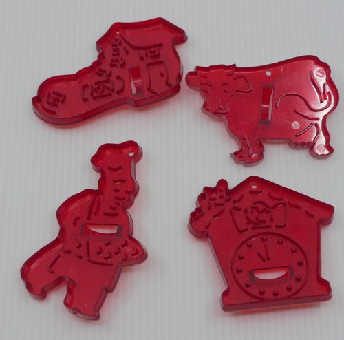 VINTAGE HRM RED PLASTIC COOKIE CUTTERS, NURSERY RHYMES, SHOE, CLOCK, COW, BAKER - Picture 4 of 4
