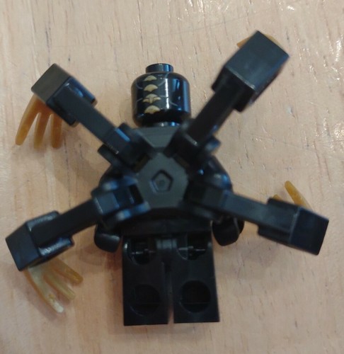 OUTRIDER, SH561 Lego (R) Mini Figure Mini Fig - Picture 3 of 3