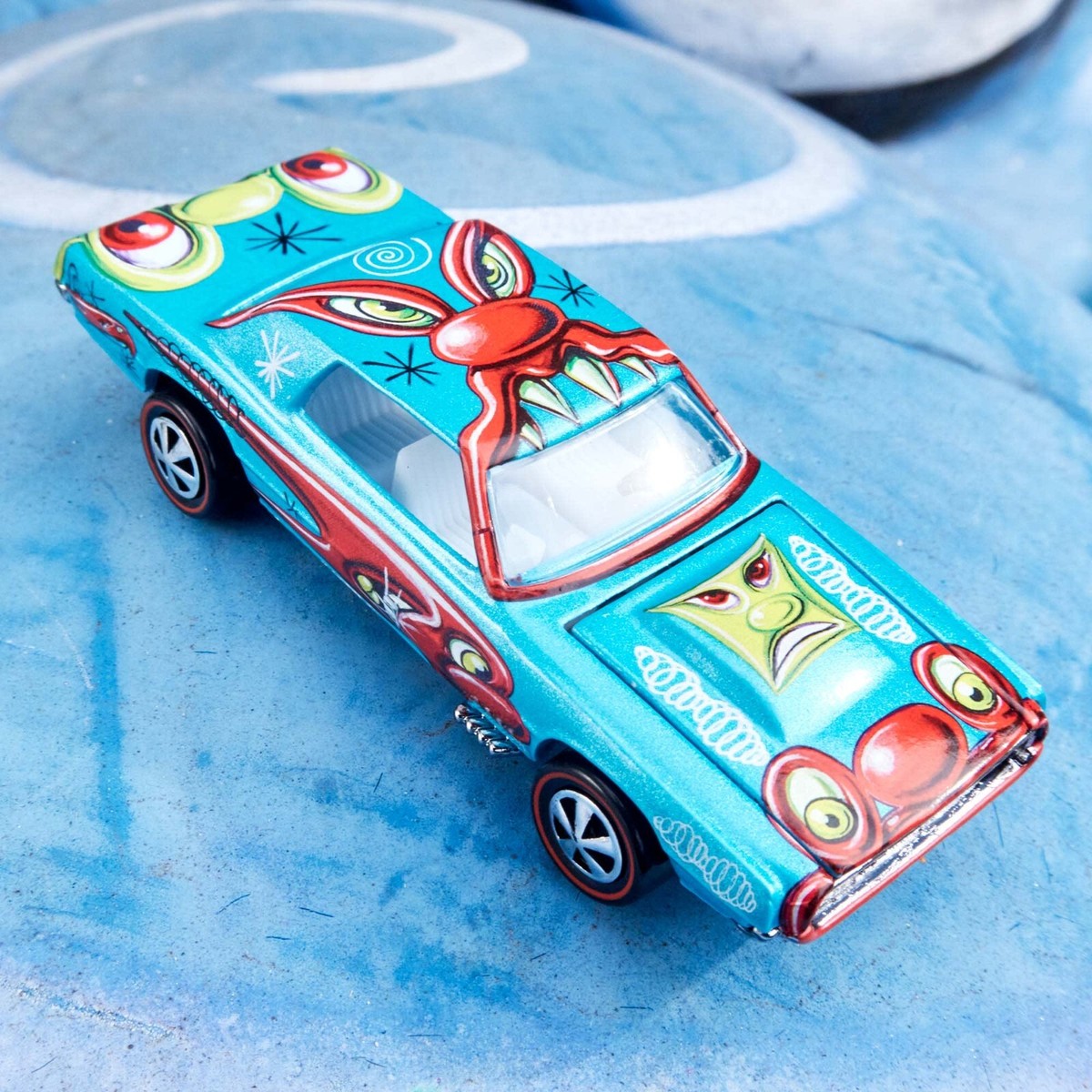 2025 Hot Wheels exclusive, Kenny Scharf Custom T-Bird HXD50