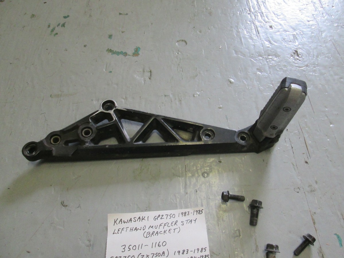KAWASAKI GPZ750 ( ZX750A ) LEFT HAND MUFFLER STAY BRACKET