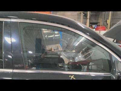 (LOCAL PICKUP ONLY) Passenger Right Front Door Glass Fits 10-17 EQUINOX 692830