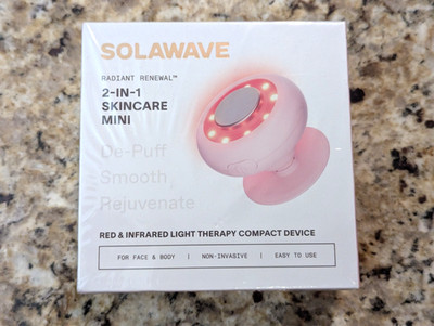 Solawave 2 in 1 Skincare Mini Radiant Renewal De-Puff Smooth Rejuvenate