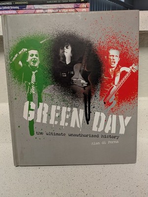 Green Day The Ultimate Unauthorized History Hardcover Book Alan di Perna - USED
