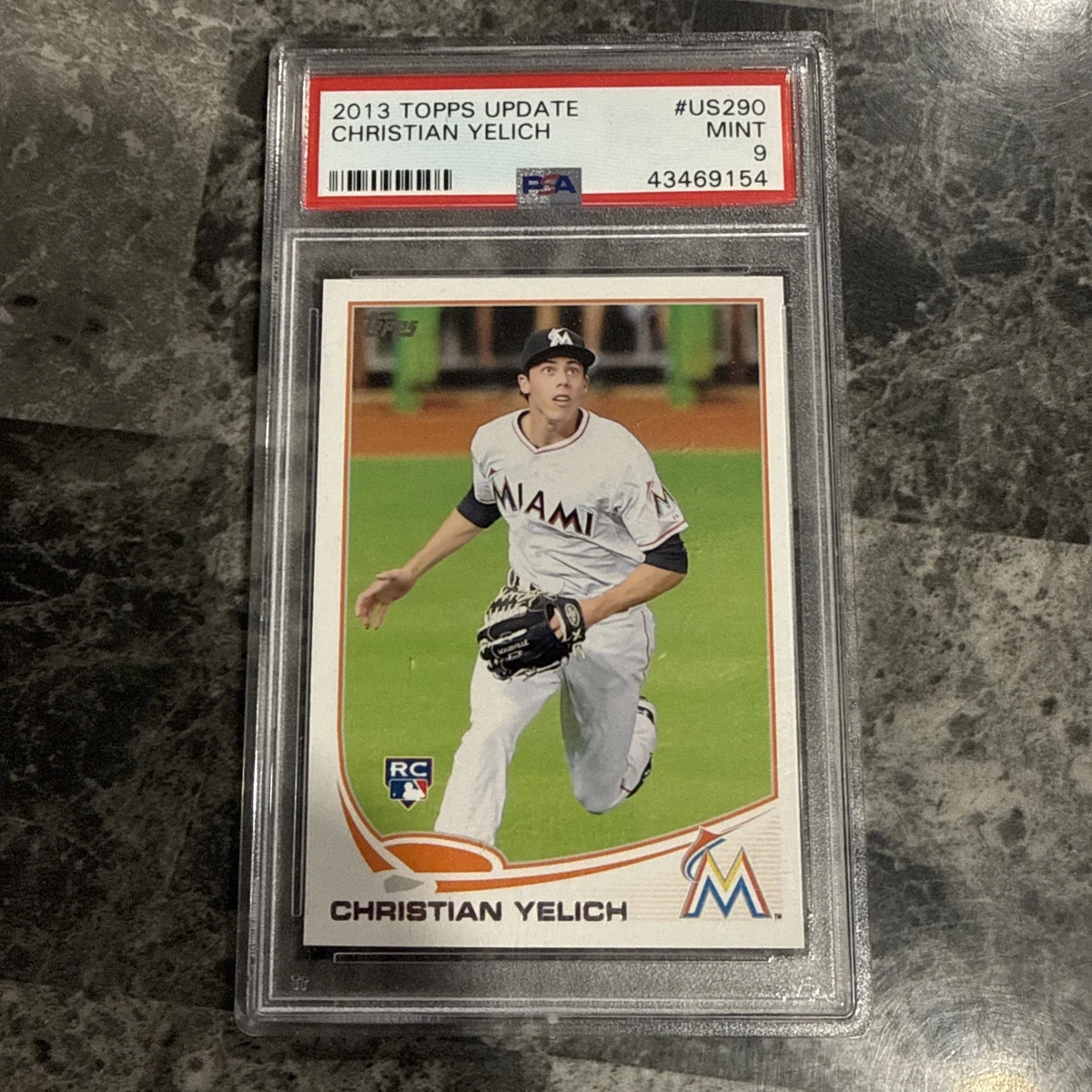 Christian Yelich Professional Sports Authenticator (PSA) Baseball 