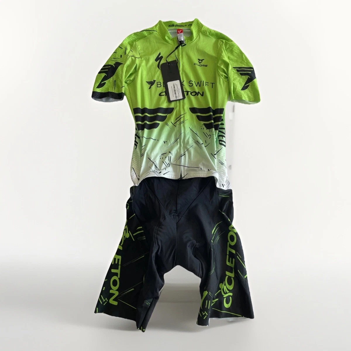 Sportful trisuits kopen? | Vergelijk alle aanbiedingen