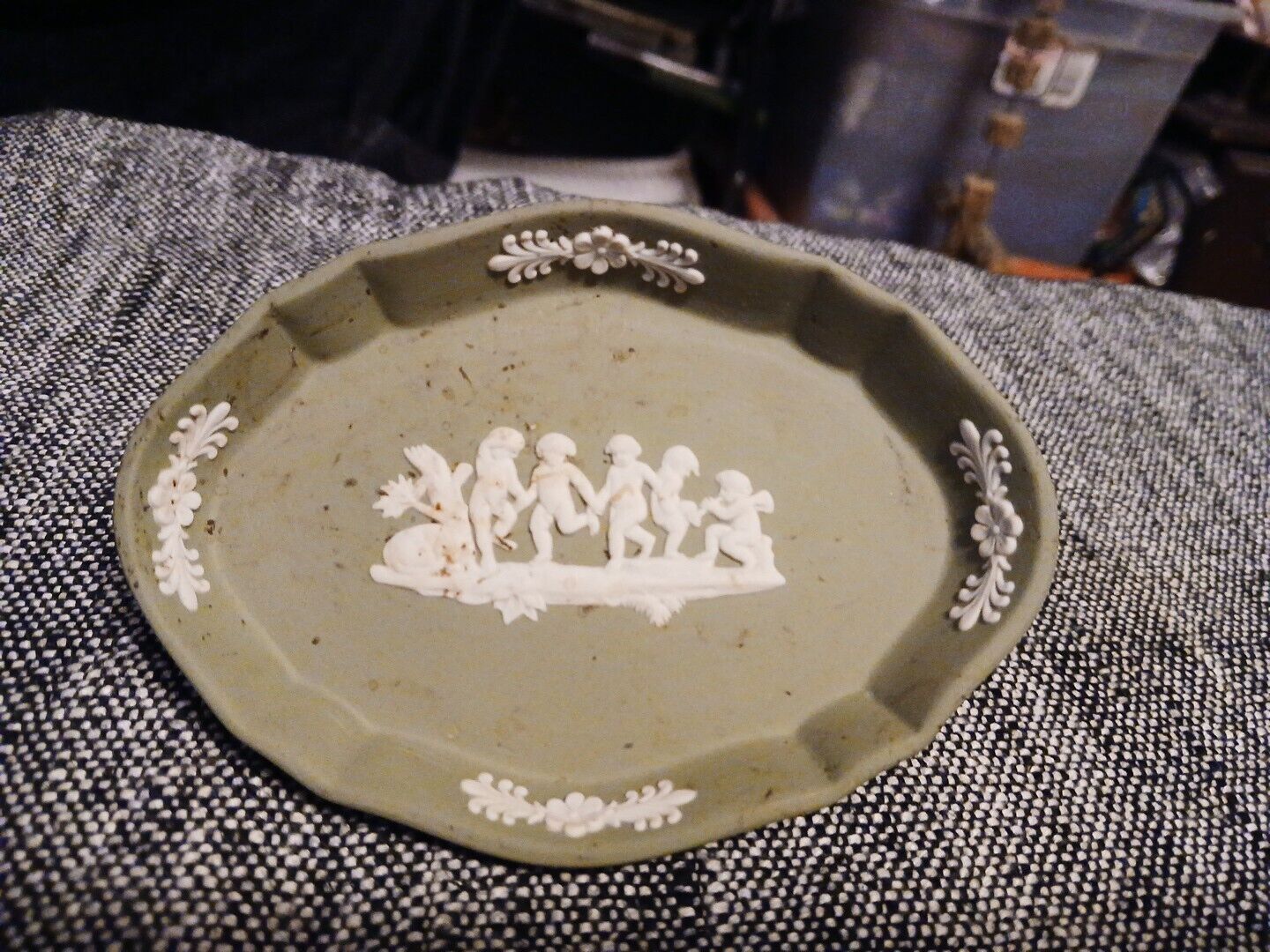 Picture 1 of 6