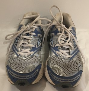 brooks ariel 11