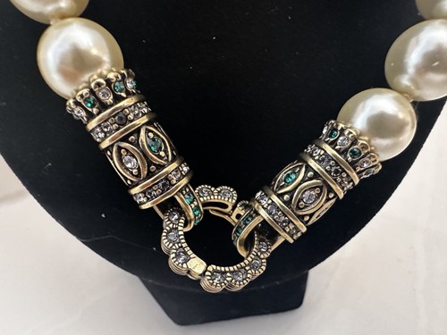 Heidi Daus Faux Pearl Swarovski Rhinestone Accents 18" - Picture 2 of 2