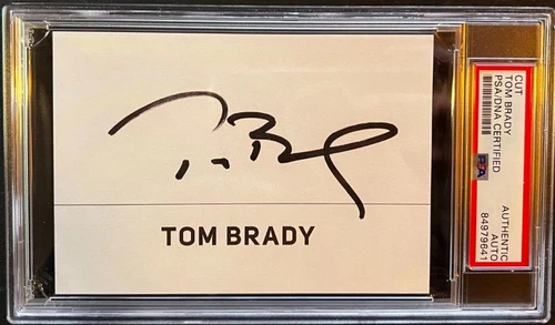 TOM BRADY SIGNED AUTOGRAPH NEW ENGLAND PATRIOTS TAMPA BAY BUCS PSA/DNA COA SLAB