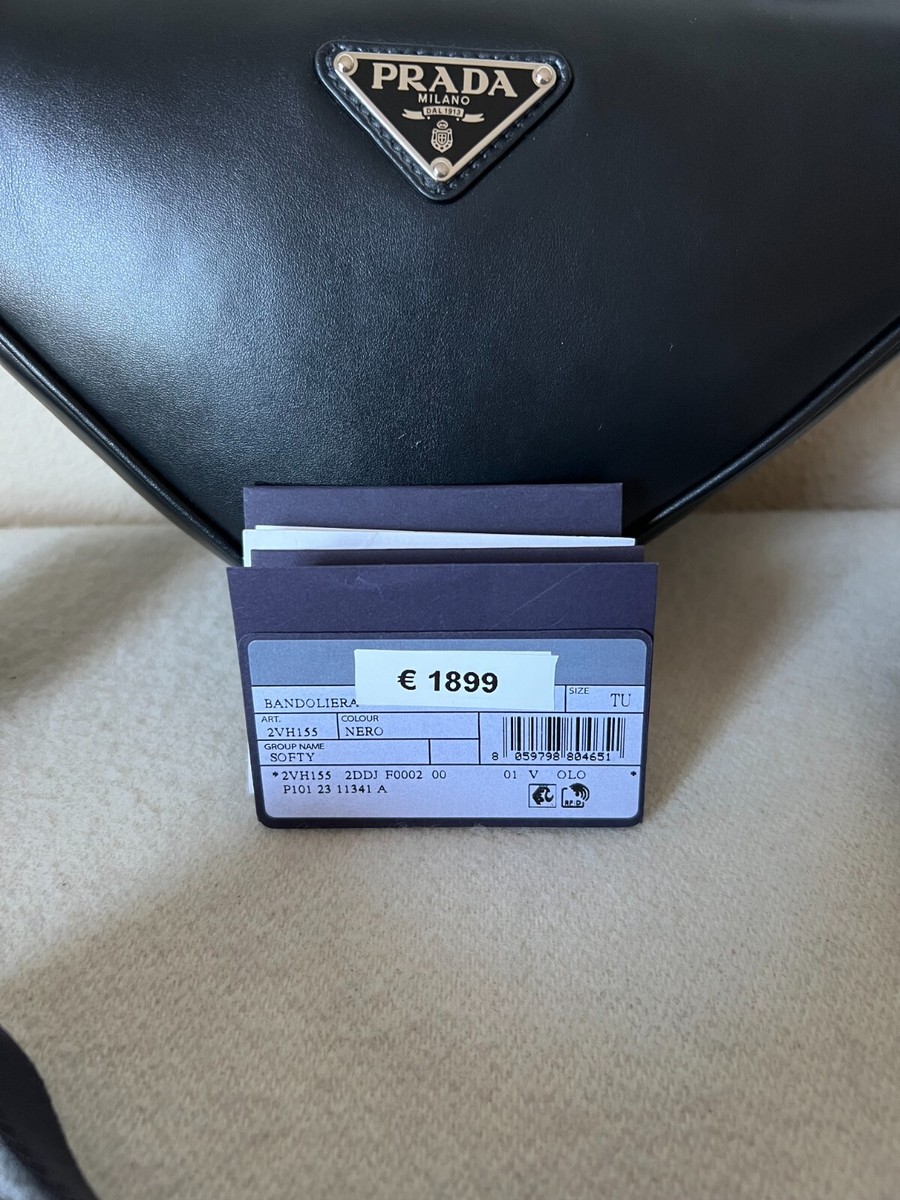 VIP価格.PRADA Leather Crossbody Bag 関送込 Prada Crossbody Bag with Detachable Pouch