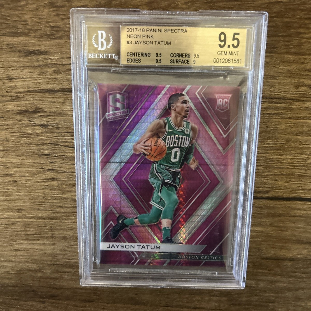 Jayson Tatum Spectra Neon Pink Rookie /25 BGS Celtics RC