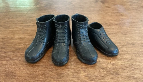 Vintage GI Joe Accessories - Short Black Boots Shoes LOT - R foot only