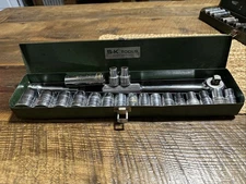 Vintage S-K 21pc 1/2” Drive Socket Set w/ Ratchet, Extension & Box USA