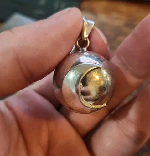 Vintage Sterling Silver Harmony Ball Pendant Moon & Star Ringing Chime 18g