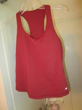 NWOT women's active wear tank top Anne Cole Size M burgundy