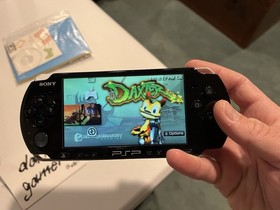 Sony PSP 3001  Piano Black Handheld System Charger Box Daxter TESTED Playstation