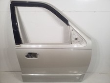White Front Right Passenger Door Shell Fits 2003-2006 Ford Expedition