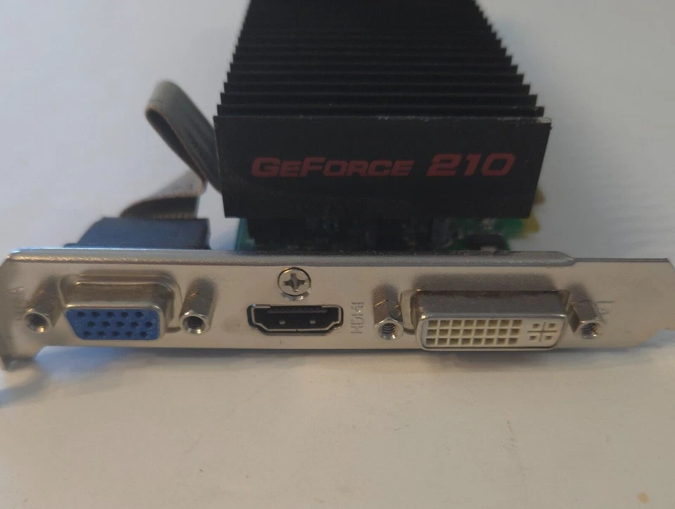 NVIDIA EVGA GeForce G210 512MB DDR2 High Profile Graphics Card 512-P3-1213-LR - Image 3 of 4