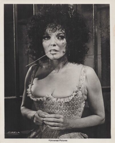 Joan Collins (1970) 🙂 Pastel de queso busto sexy - Hollywood belleza foto K 136 - Imagen 1 de 2