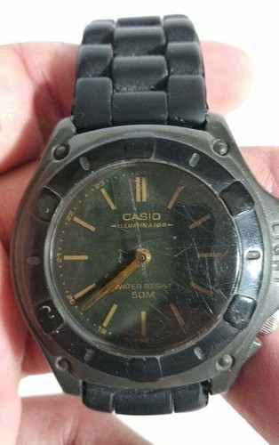 Vintage Casio Illuminator Watch Water 